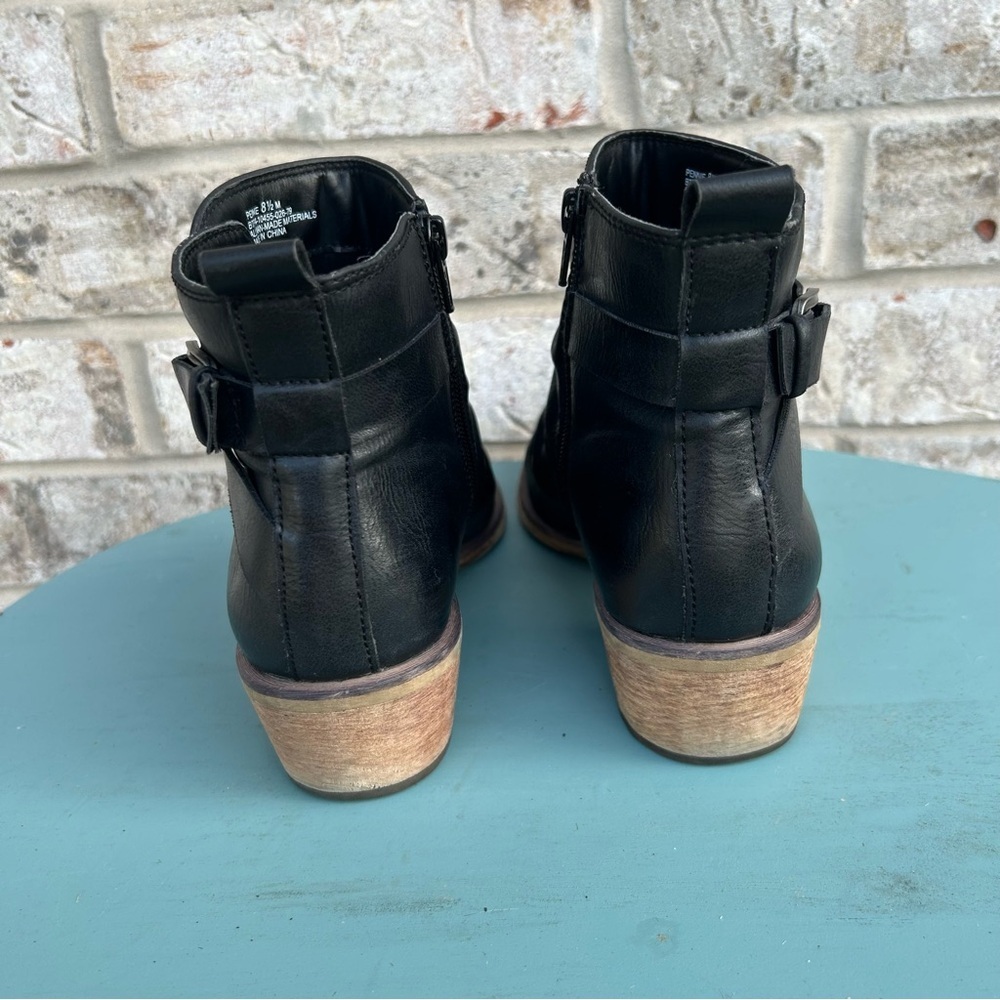 BareTraps Black Ankle Booties with Buckle Detail - Picture 4 of 10
